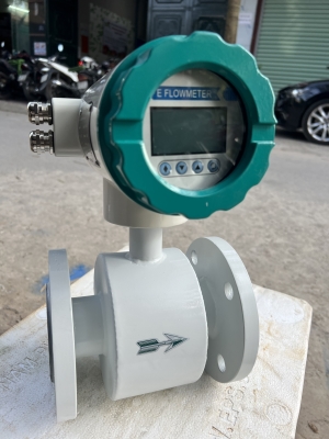 can-dien-tu-camry-sieu-mong-hoa-tiet-hoa-van-eb-9301-s109